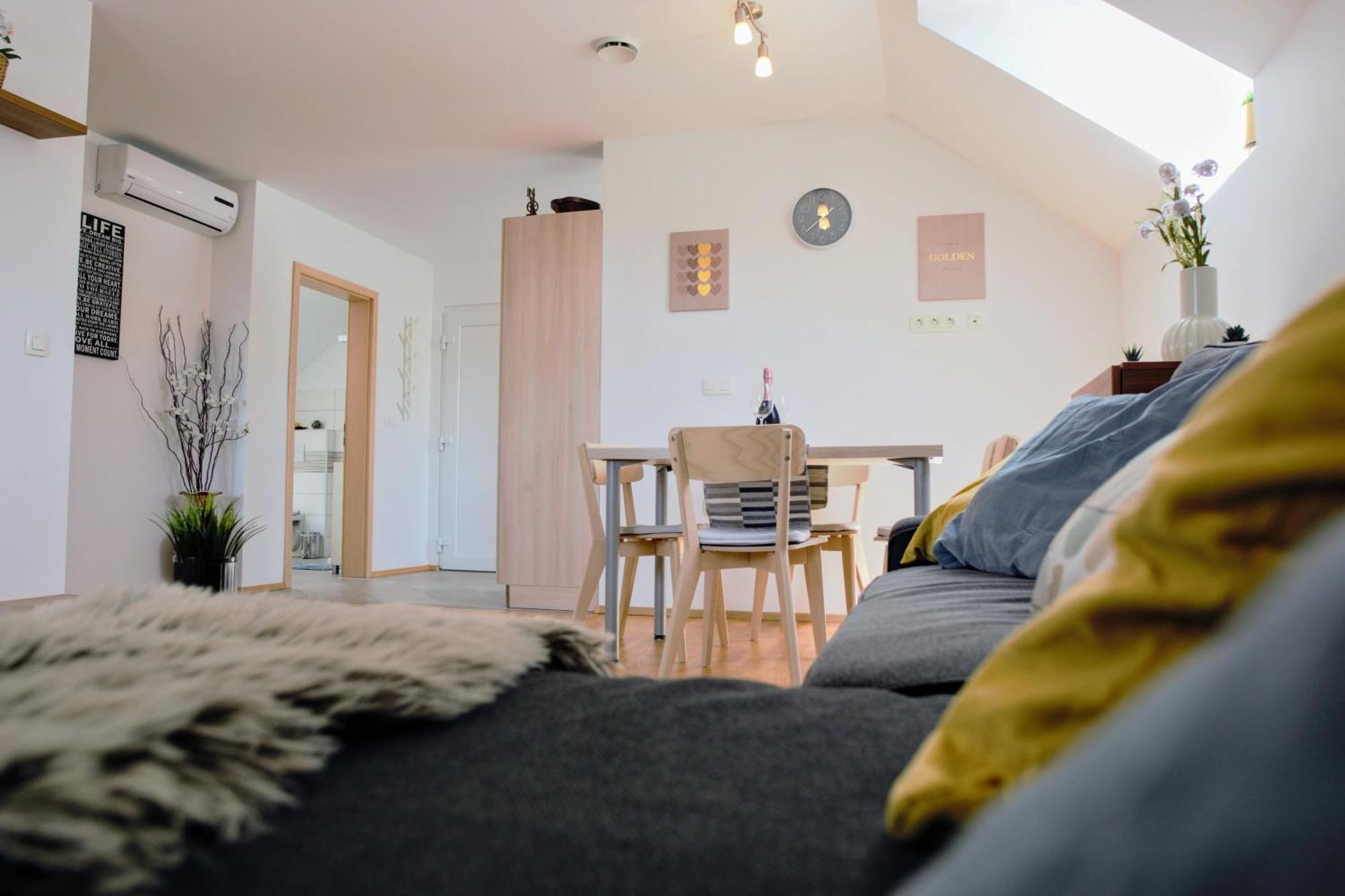 Domen'S Cozy Rentals Kranj Eksteriør billede